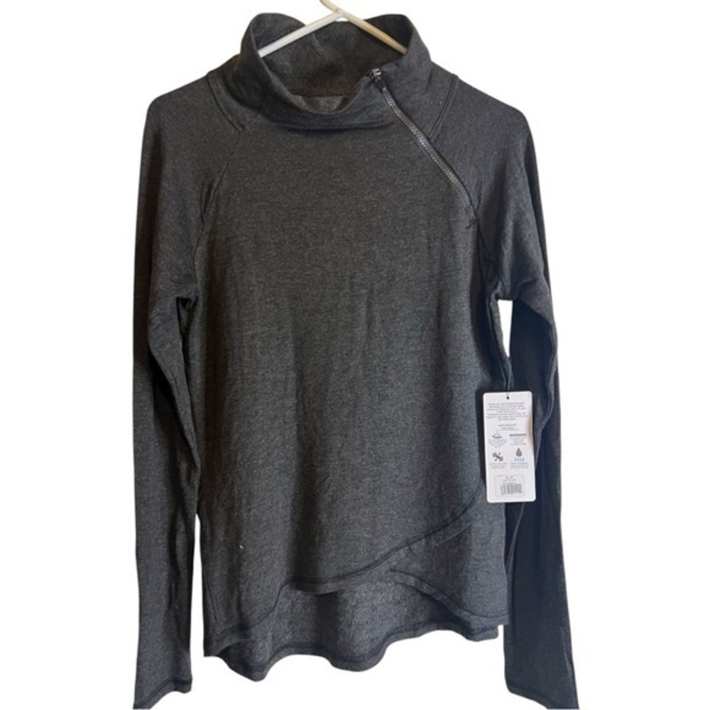 Scorpio Sol Nova Pullover Long Sleeve Top